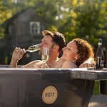 Holiday home Mammaloewagen Super De Luxe, Prive Hottub En Zwembad *