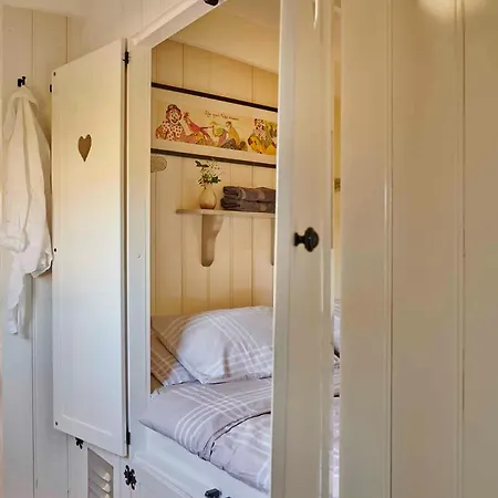 Mammaloewagen Super De Luxe, Prive Hottub En Zwembad Ferienhaus Heythuysen