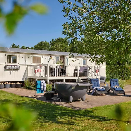 Mammaloewagen Super De Luxe, Prive Hottub En Zwembad