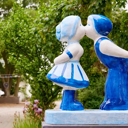 Vakantiehuis Mammaloewagen Super De Luxe Heythuysen