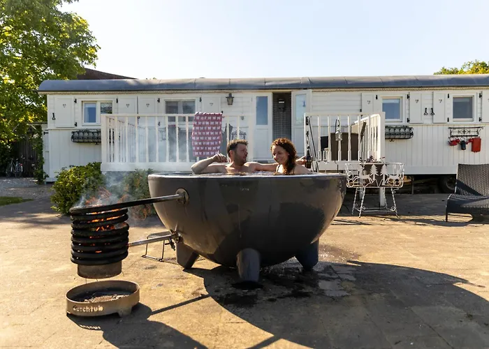 Mammaloewagen Super De Luxe Vakantiehuis Heythuysen